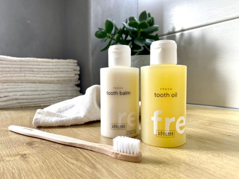 GESUNDE ZÄHNE MIT NATURKOSMETIK ZAHNPASTA